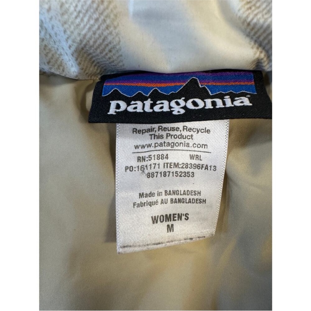 Patagonia cream and brown puffer vest - Picture 2 of 2